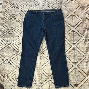 Old Navy Straight Leg Blue Jeans Timeless Denim